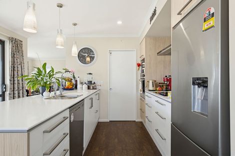 Photo of property in 10 Carmello Grove, Richmond, 7020