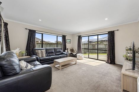 Photo of property in 2b Wentworth Drive, Rototuna North, Hamilton, 3210