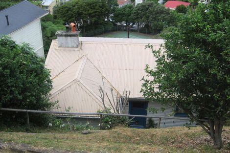 Photo of property in 16 Northland Road, Northland, Wellington, 6012