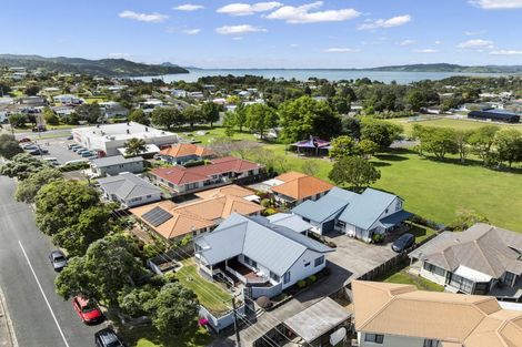 Photo of property in 9 Raumati Crescent, Onerahi, Whangarei, 0110