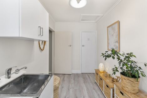 Photo of property in 11 Lincoln Avenue, Epuni, Lower Hutt, 5011