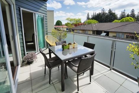 Photo of property in 30d Charlemont Street, Whitiora, Hamilton, 3200