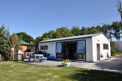 Photo of property in 7 Cumberland Street, Leigh, 0985