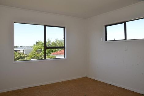 Photo of property in 1/11 Askew Place, Farm Cove, Auckland, 2012
