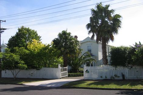Photo of property in 39 Hamilton Road, Herne Bay, Auckland, 1011