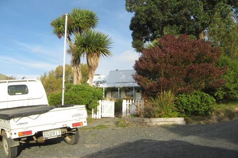 Photo of property in 7 Frances Street, Broad Bay, Dunedin, 9014