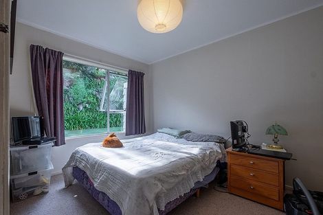 Photo of property in 2 Shaldon Crescent, Blagdon, New Plymouth, 4310