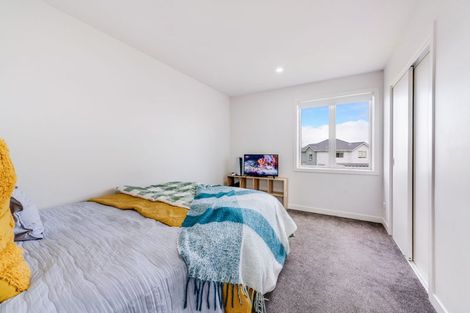 Photo of property in 10 Kauri Heart Avenue, Takanini, 2112