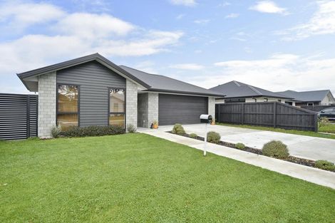 Photo of property in 72 Quinn Crescent, Woodend, 7610