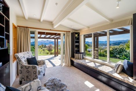 Photo of property in 56 Oak Lane, Wanaka, 9305