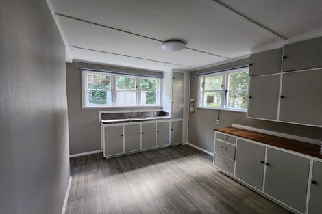 Photo of property in 47-47a Milton Road, Bluff Hill, Napier, 4110