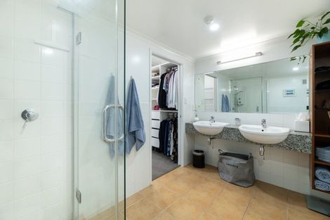 Photo of property in 205/178 Marine Parade, Mount Maunganui, 3116