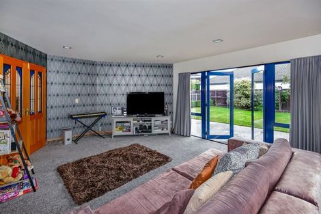 Photo of property in 7 Fairway Drive, Shirley, Christchurch, 8061