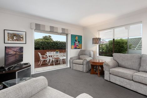 Photo of property in 15a Laing Place, Otumoetai, Tauranga, 3110