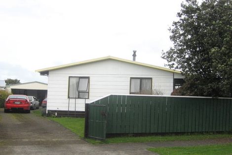Photo of property in 19 Hamua Place, Waitara, 4320