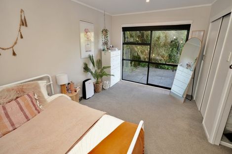 Photo of property in 7 Hillgrove Place, Fitzherbert, Palmerston North, 4410