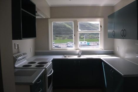 Photo of property in 9 Farmer Crescent, Taita, Lower Hutt, 5011