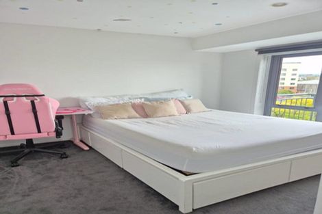 Photo of property in 3a/10 Crown Lynn Place, New Lynn, Auckland, 0600