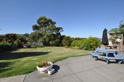 Photo of property in 7 Cumberland Street, Leigh, 0985