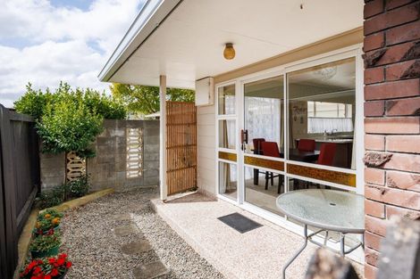 Photo of property in 12a Cecil Place, Cloverlea, Palmerston North, 4412