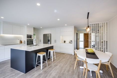 Photo of property in 1 Ewan Place, Taradale, Napier, 4112