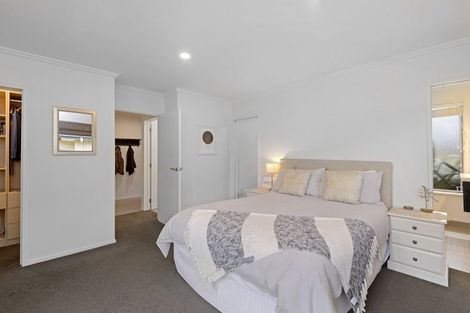 Photo of property in 25 Holbrook Way, Westmorland, Christchurch, 8025