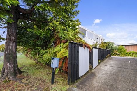 Photo of property in 43 Lytton Street, Glenholme, Rotorua, 3010