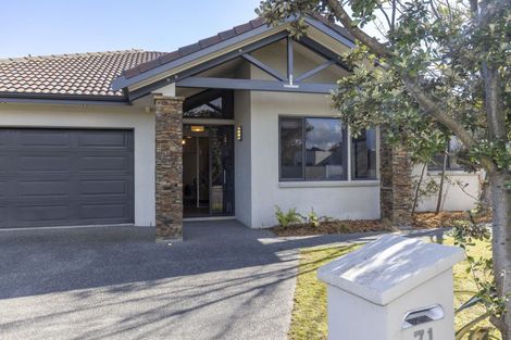 Photo of property in 71 Hillcrest Road, Raumati Beach, Paraparaumu, 5032