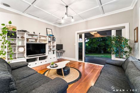 Photo of property in 739 Swanson Road, Swanson, Auckland, 0612