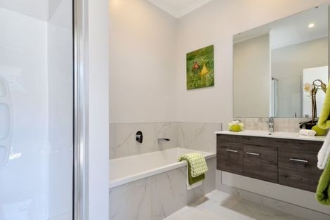 Photo of property in 19 Chaffinch Road, Hobsonville, Auckland, 0616