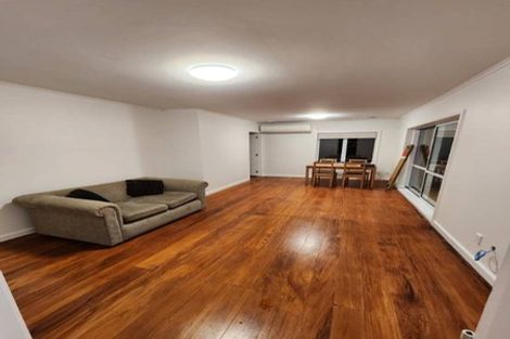 Photo of property in 9 Fitzwater Place, Henderson, Auckland, 0612