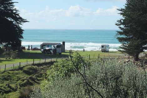 Photo of property in 6 Ipswich Street, Hampden, 9410