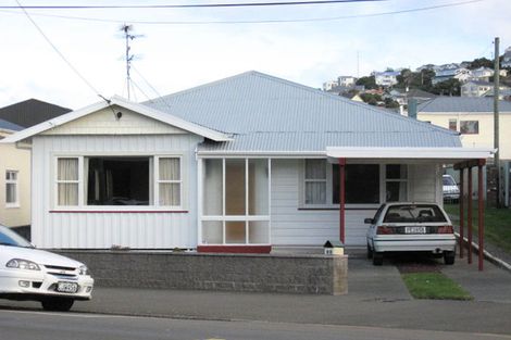 Photo of property in 98a Kilbirnie Crescent, Kilbirnie, Wellington, 6022