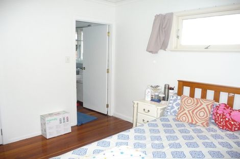 Photo of property in 1615 Great North Road, Waterview, Auckland, 1026