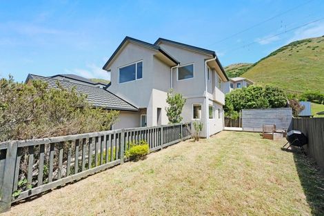 Photo of property in 66 Erlestoke Crescent, Churton Park, Wellington, 6037