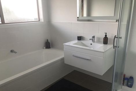 Photo of property in 1/47 Moana Avenue, Onehunga, Auckland, 1061