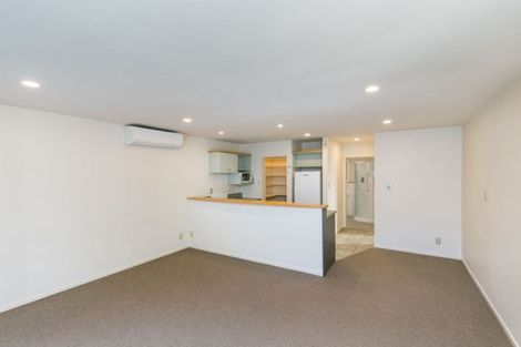 Photo of property in 125c The Parade, Island Bay, Wellington, 6023