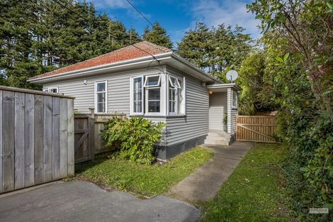 Photo of property in 11 Seddon Street, Naenae, Lower Hutt, 5011