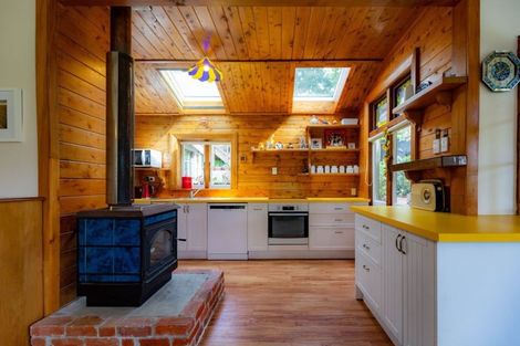 Photo of property in 32 Renwick Place, Nelson South, Nelson, 7010