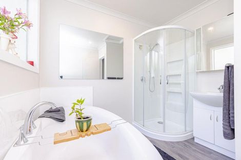 Photo of property in 5 Kells Avenue, Aramoho, Whanganui, 4500