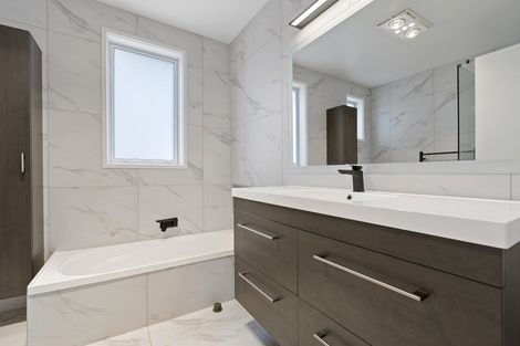 Photo of property in 65a Govett Avenue, Frankleigh Park, New Plymouth, 4310