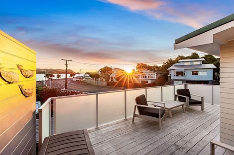 Photo of property in 5 Beach Road, Plimmerton, Porirua, 5026