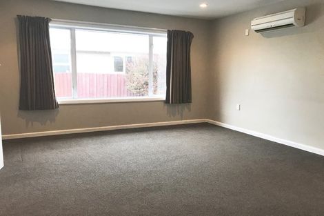 Photo of property in 40 Liverton Crescent, Bishopdale, Christchurch, 8053