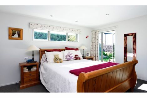 Photo of property in 355 Princes Drive, Britannia Heights, Nelson, 7010