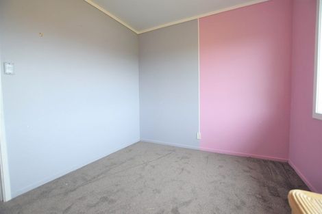 Photo of property in 11a Brunner Road, Glen Eden, Auckland, 0602