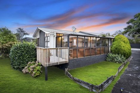 Photo of property in 25 Friesian Drive, Mangere, Auckland, 2022