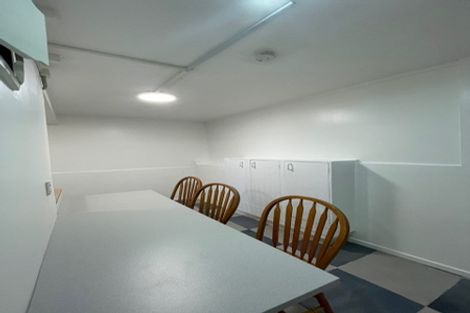 Photo of property in 98 Salamanca Road, Sunnynook, Auckland, 0620