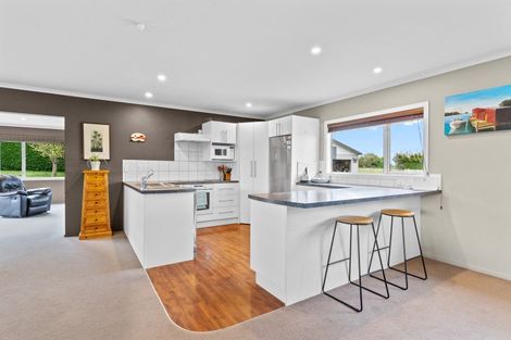 Photo of property in 99 Centre Bush Otapiri Road, Centre Bush, Winton, 9782