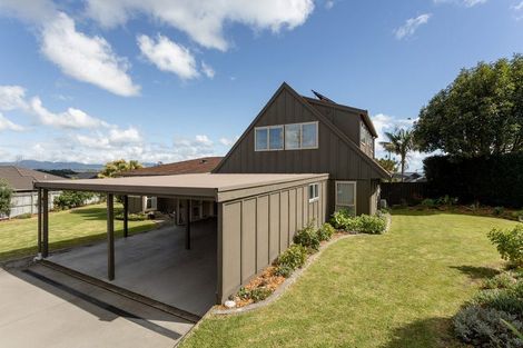 Photo of property in 306 Omokoroa Road, Omokoroa, 3114