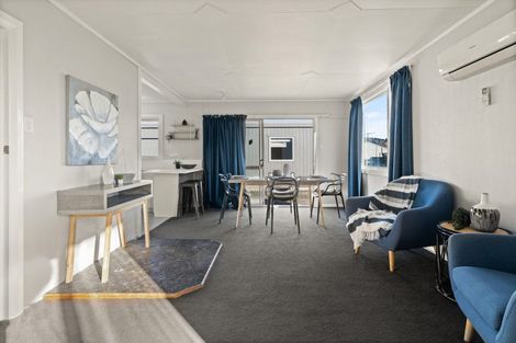 Photo of property in 34 Wesley Street, South Dunedin, Dunedin, 9012